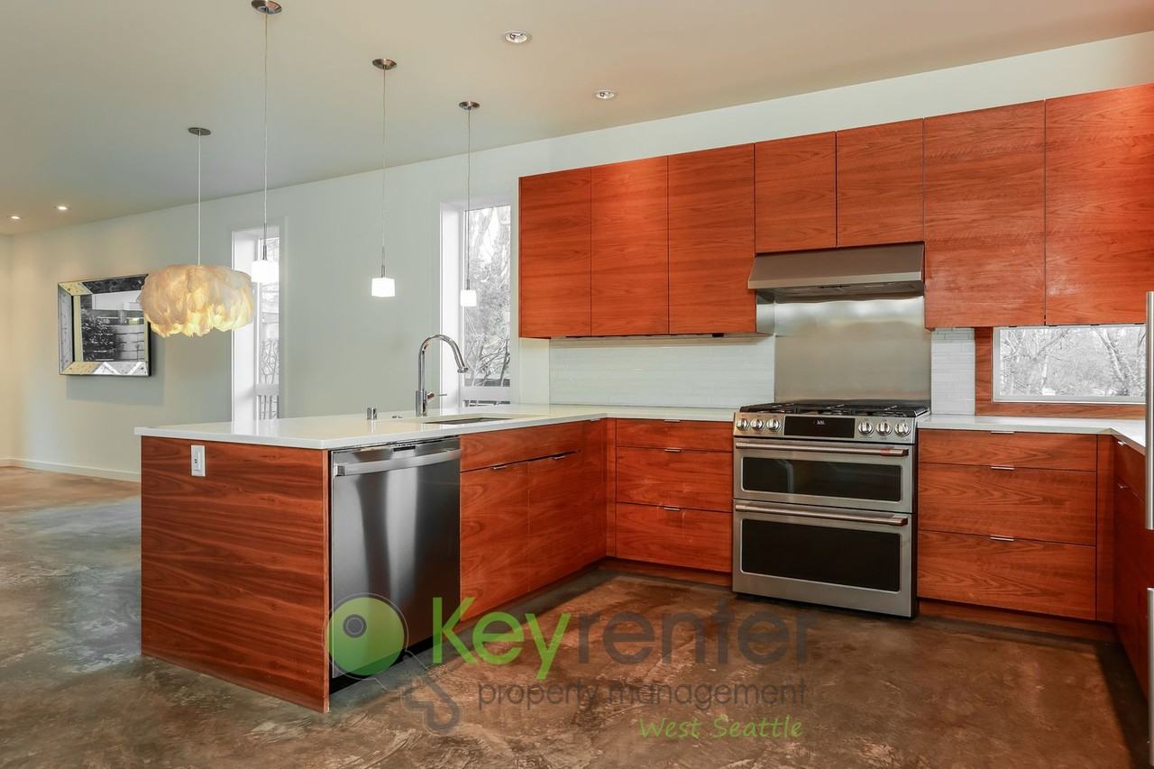 1154 Nw 58th St - Photo 7 of 34