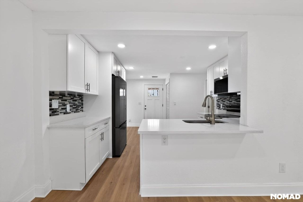 7151 51st St N - Photo 7 of 32