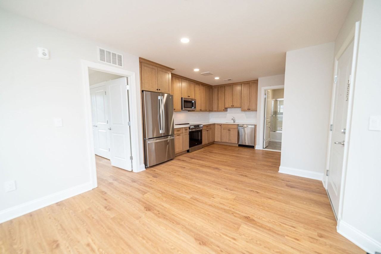 14 N Harrison Street - Photo 5 of 28