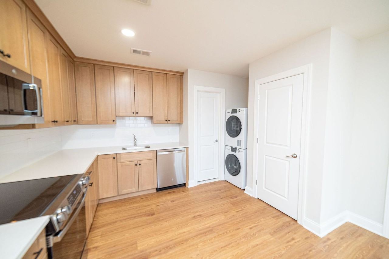 14 N Harrison Street - Photo 4 of 28
