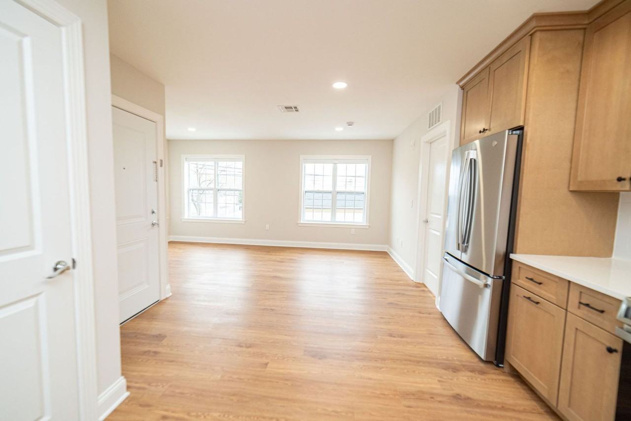 14 N Harrison Street - Photo 6 of 28