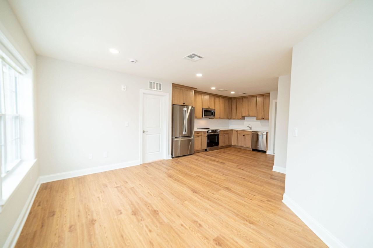 14 N Harrison Street - Photo 7 of 28