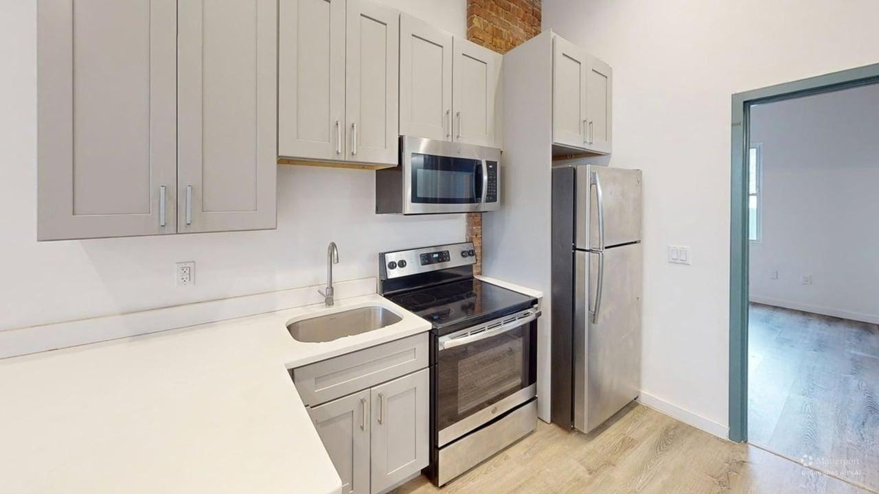 23 Fulton St - Photo 5 of 10