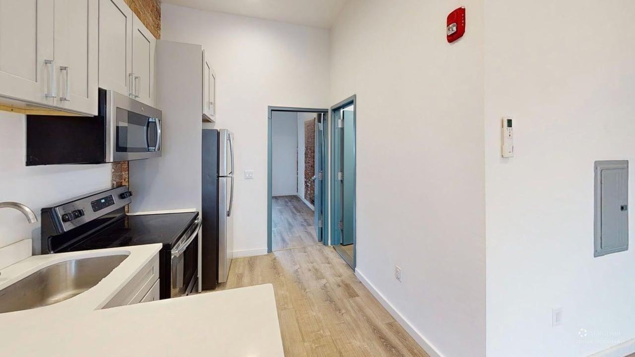 23 Fulton St - Photo 6 of 10