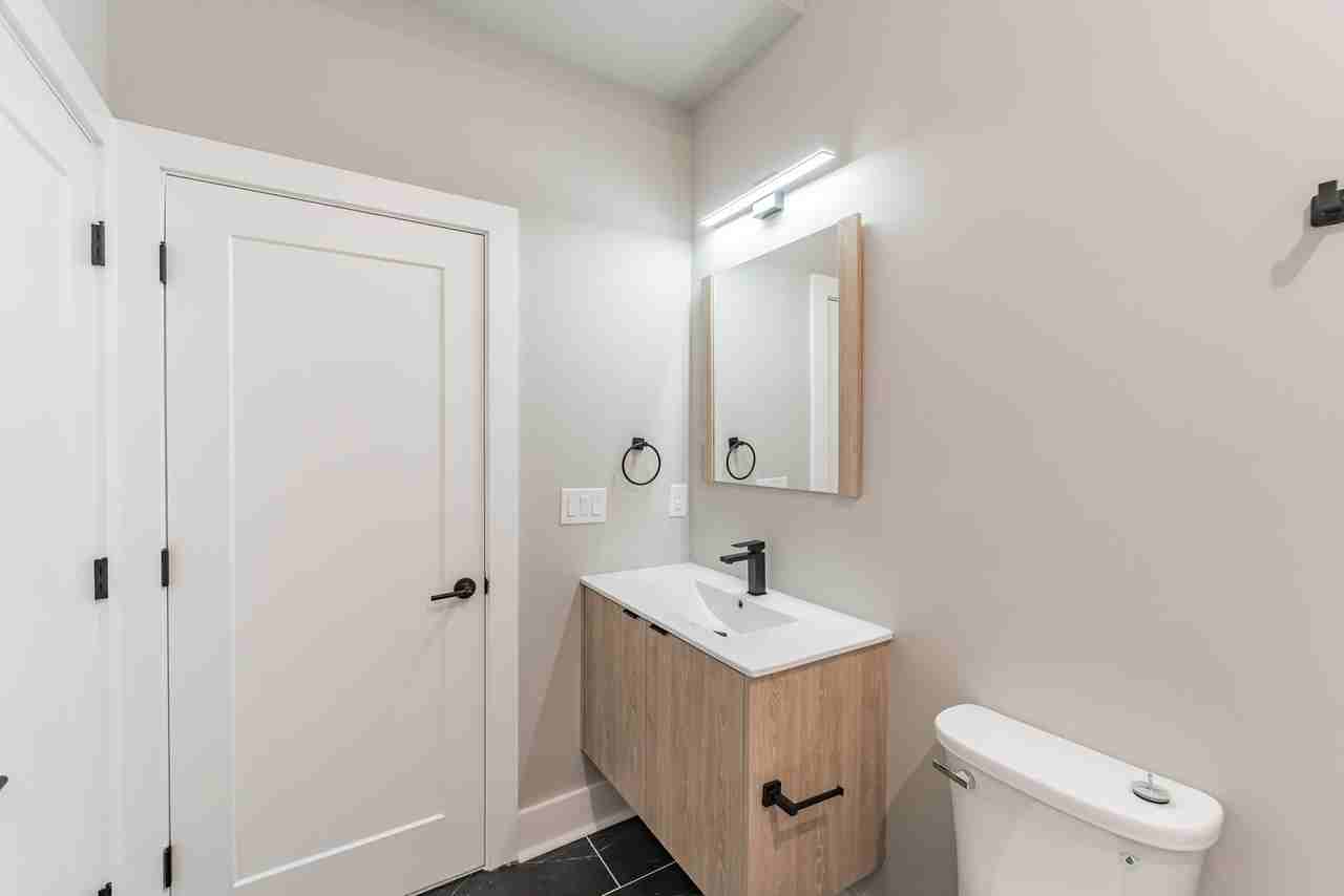 Incredibly redesigned Church - Photo 6 of 16