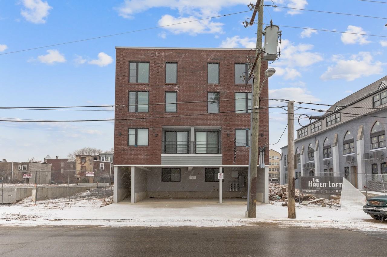 Beautiful North Brewerytown Apartment Community - Photo 4 of 35