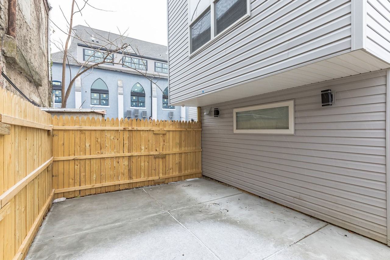 Beautiful North Brewerytown Apartment Community - Photo 5 of 35