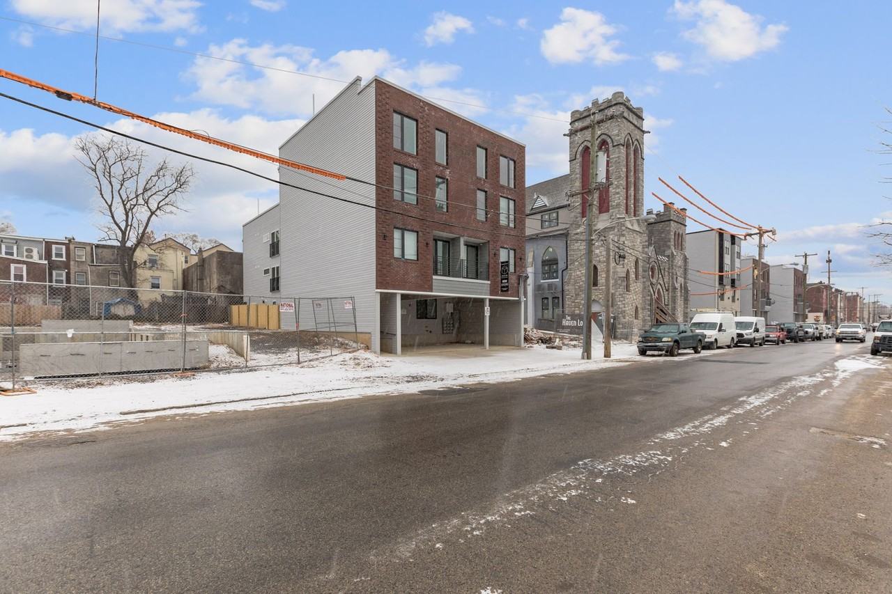 Beautiful North Brewerytown Apartment Community - Photo 2 of 33