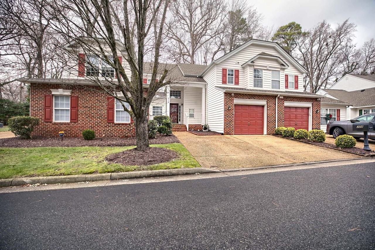 308 Charleston Way - Photo 3 of 30