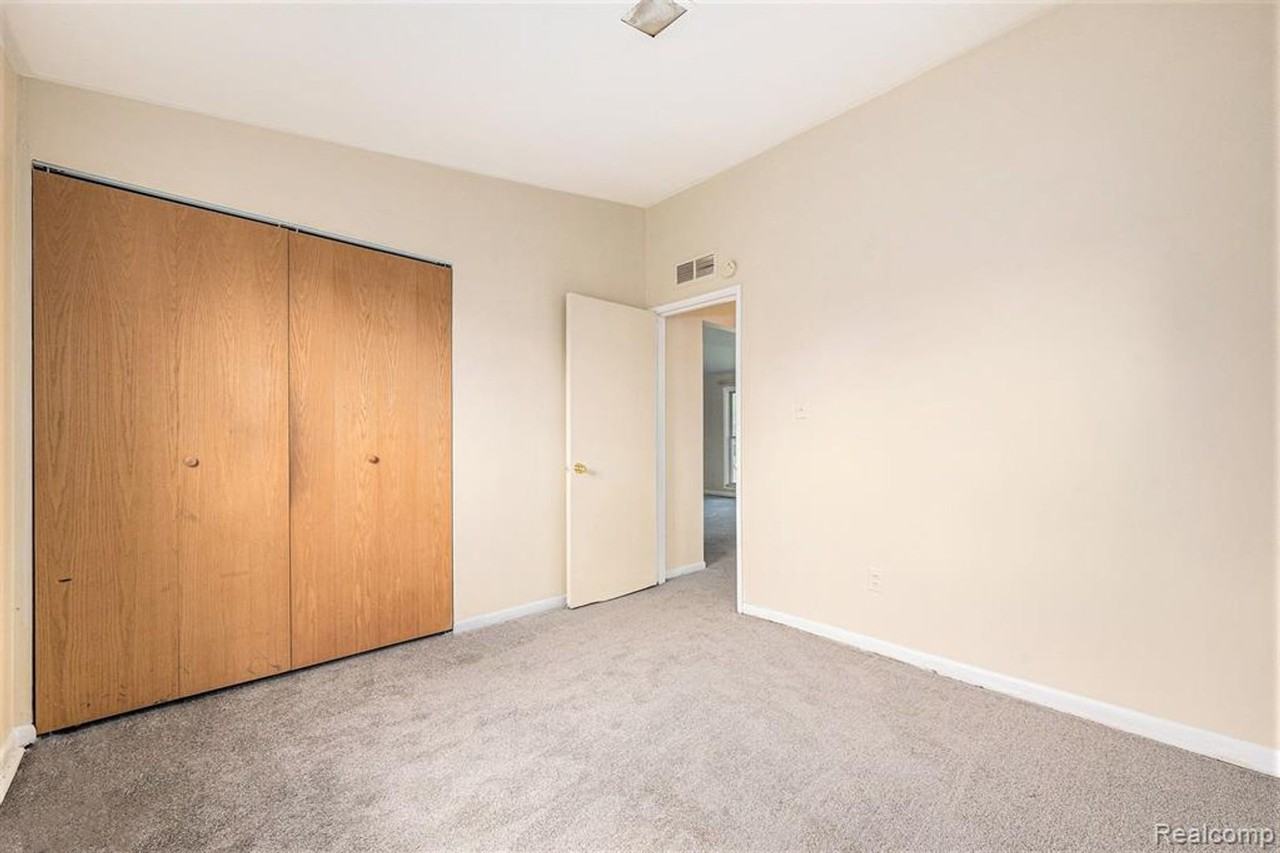 29119 York St - Photo 6 of 19