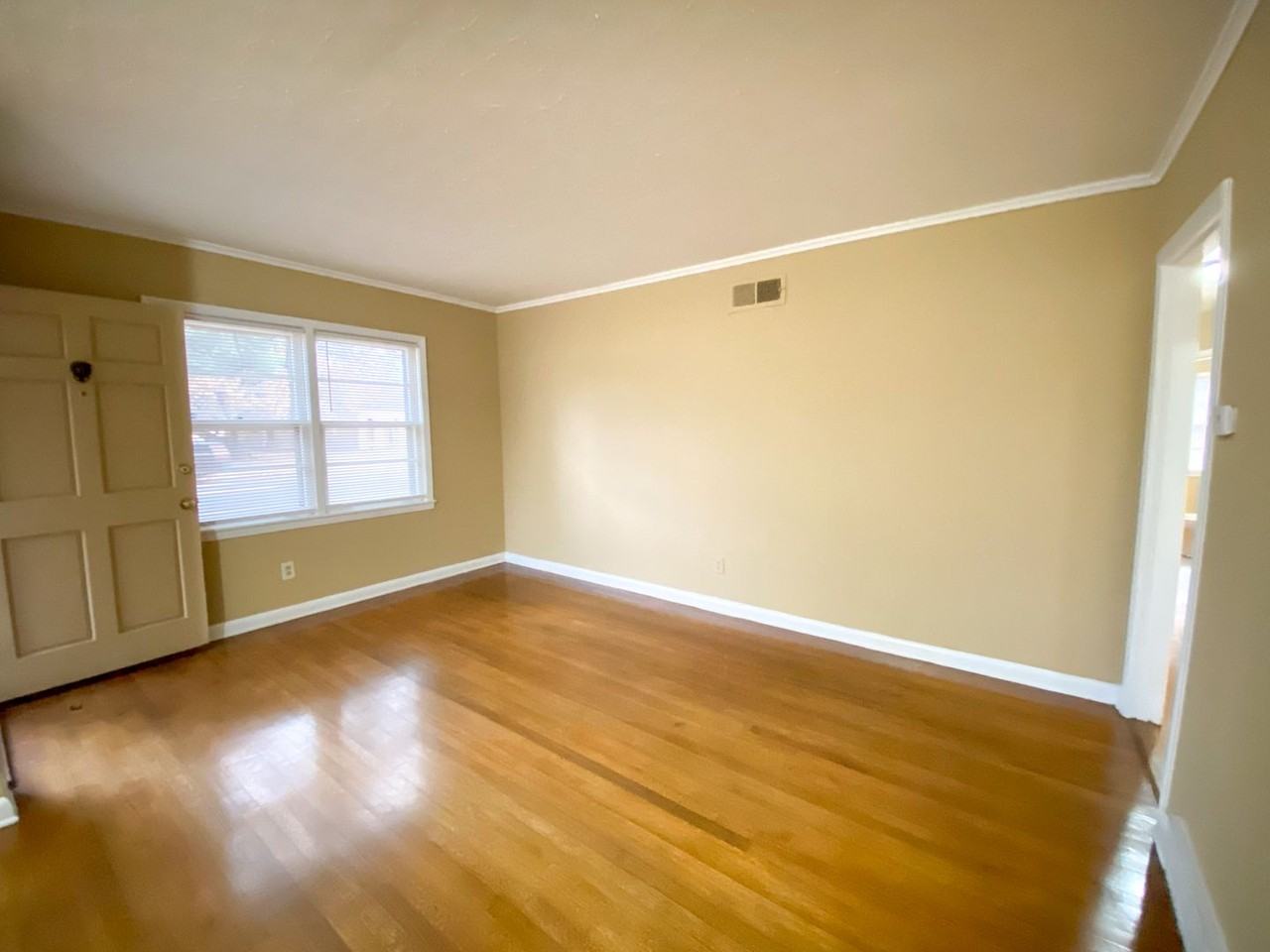 4866 Willow Rd - Photo 2 of 15