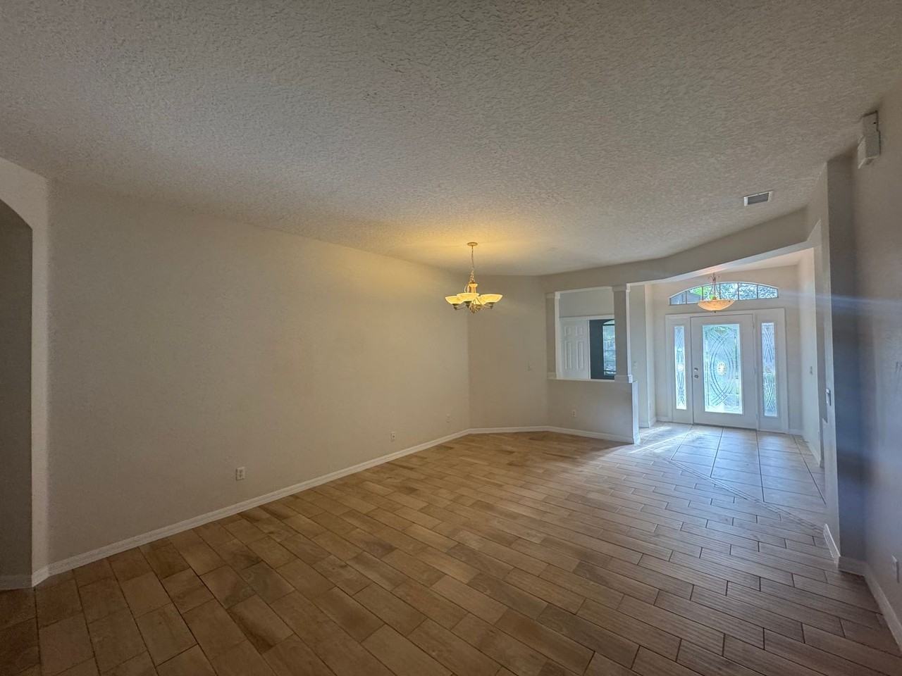 8535 Lake Windham Ave - Photo 5 of 36