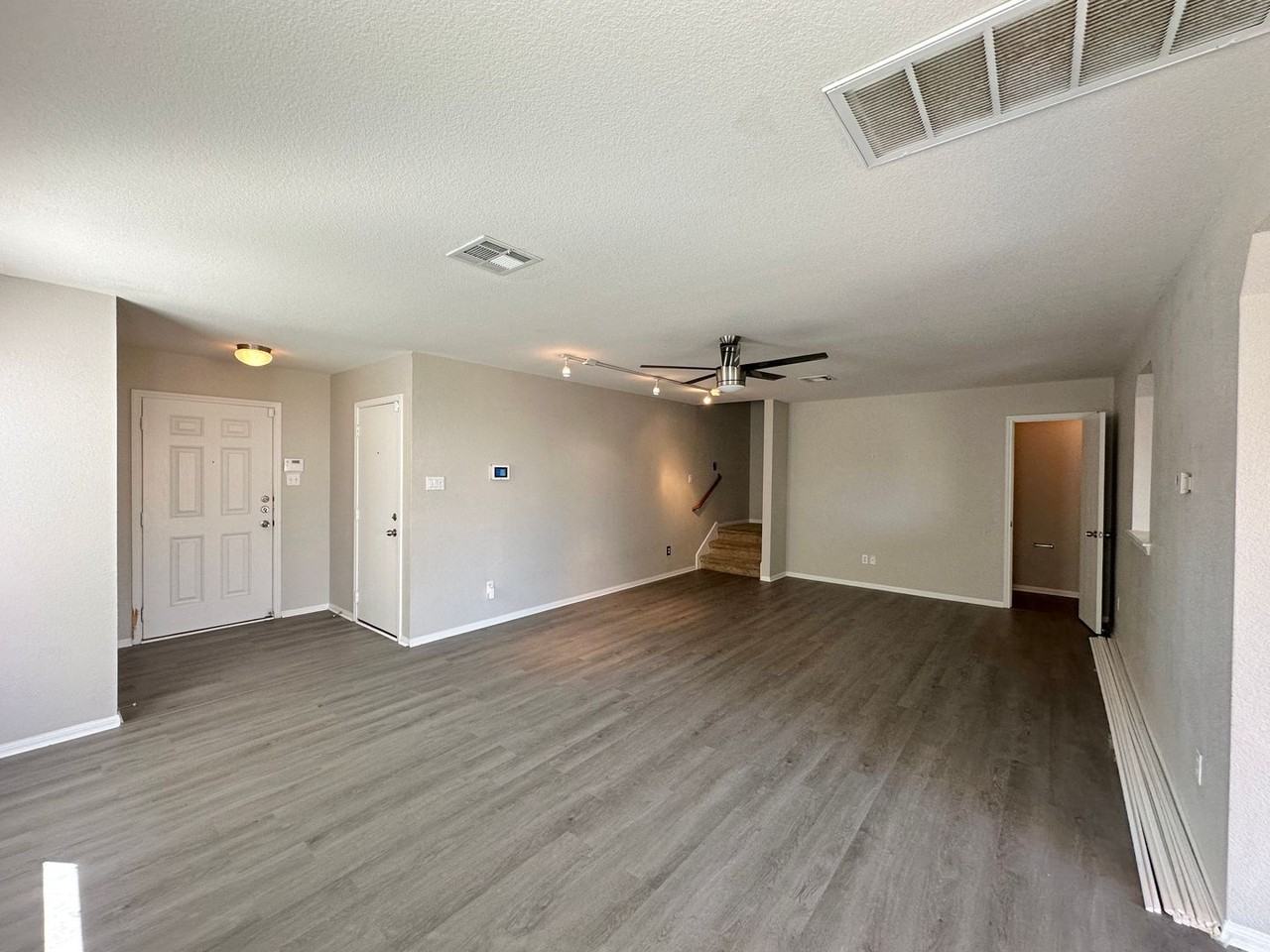 607 Perseus - Photo 4 of 38