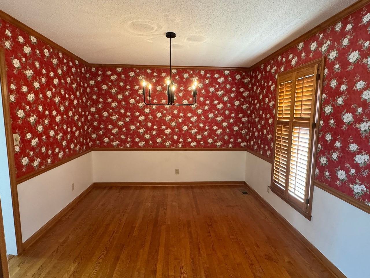 307 Fallingbrook Dr - Photo 7 of 25