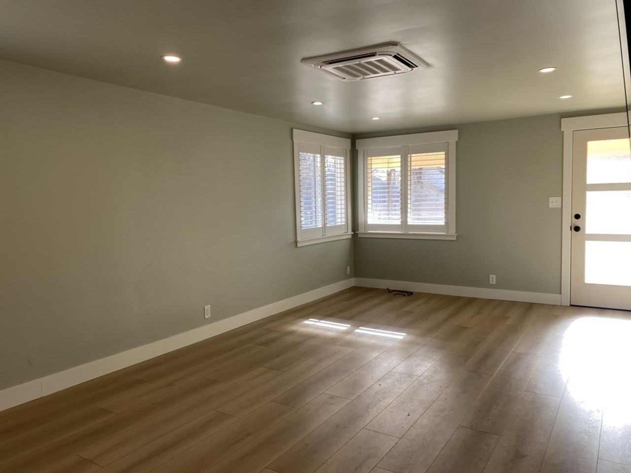 2424 W Mulberry St - Photo 6 of 42