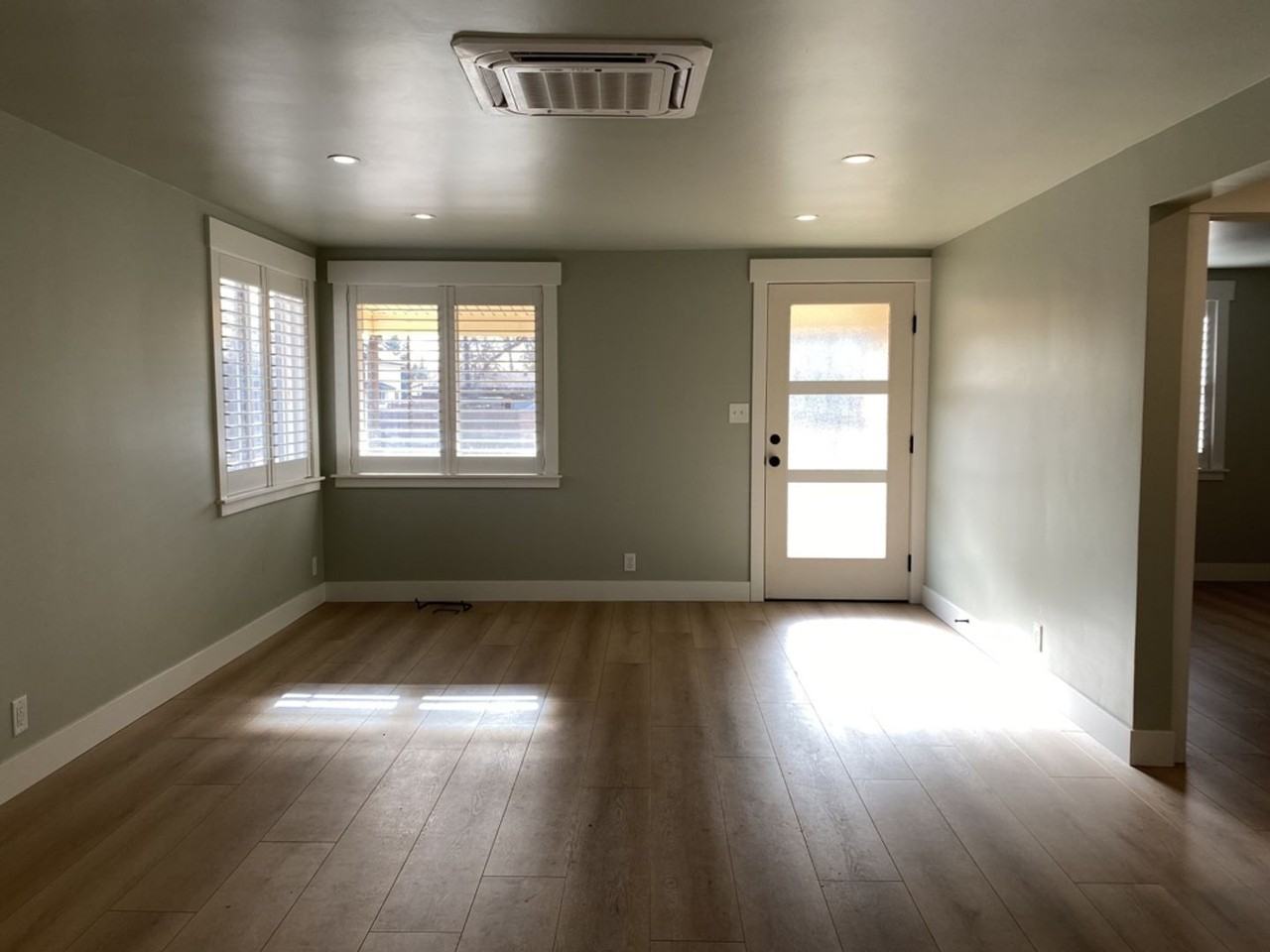 2424 W Mulberry St - Photo 7 of 42