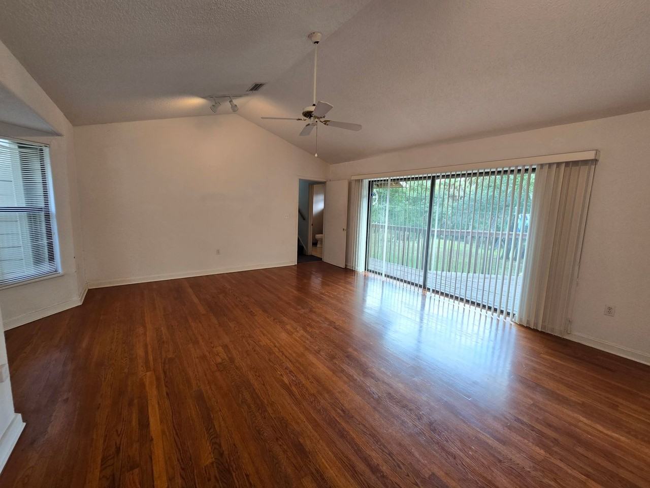 4464 Hidden River Rd - Photo 6 of 47