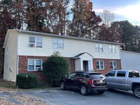 1970 Lakeview Rd - Photo 1 of 1