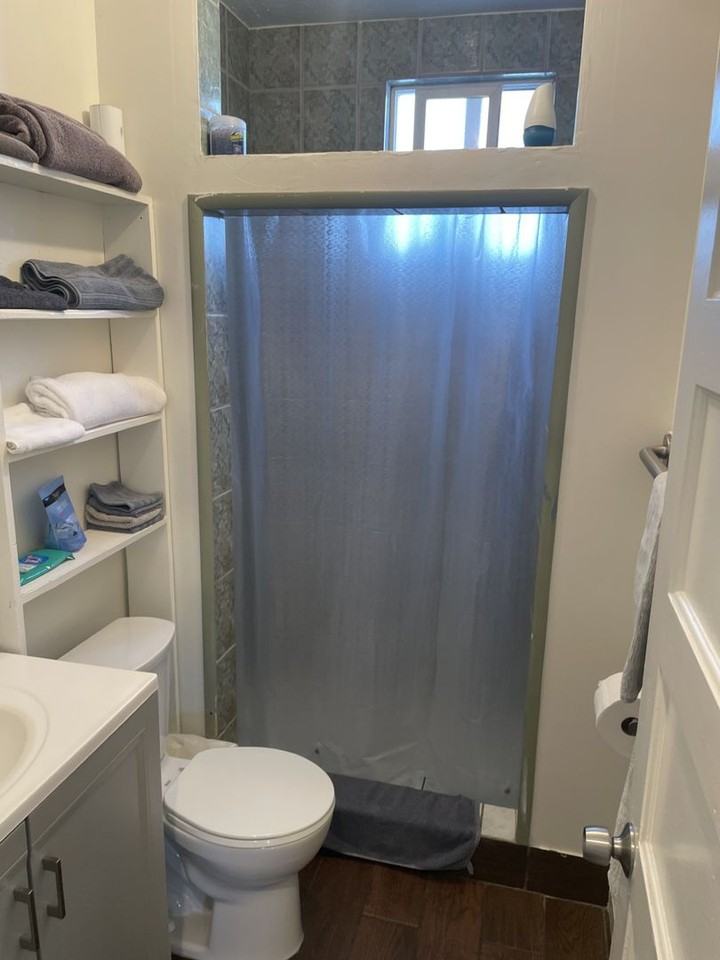 2229 El Paseo - Photo 7 of 35