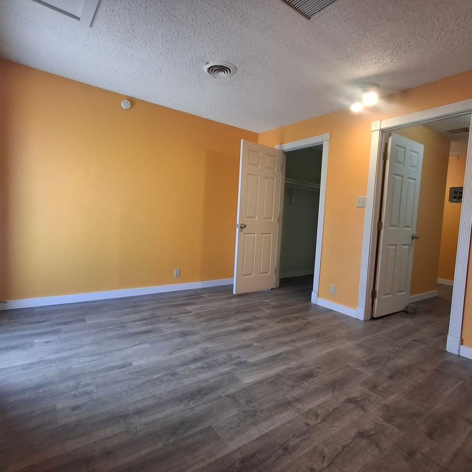 212 W San Vicente St - Photo 2 of 8