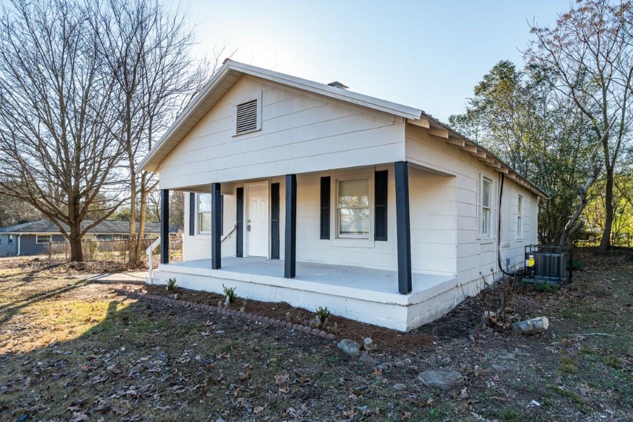 512 10th Ave - Photo 2 of 19