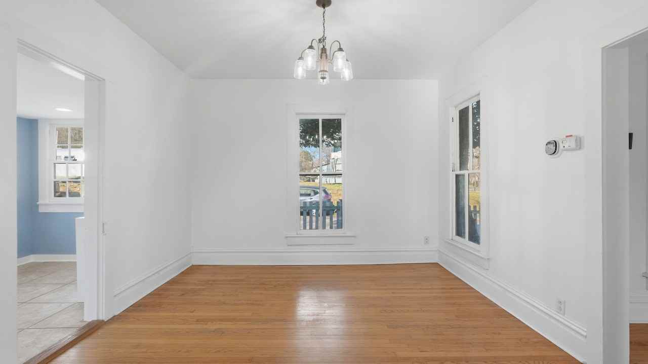 4901 Saint Elmo Ave - Photo 4 of 14