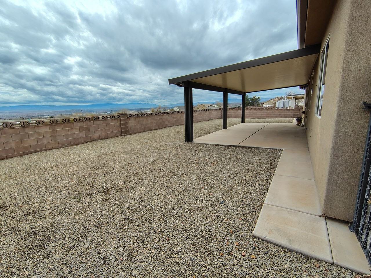 364 Todd Pl - Photo 5 of 21