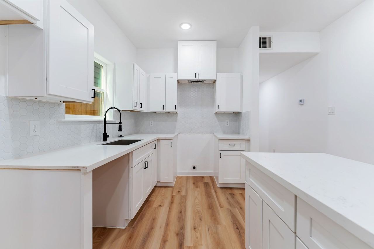 9318 Sundown Dr #A - Photo 3 of 25