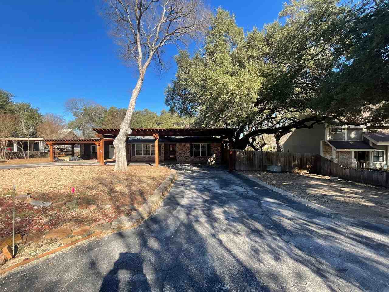 5303 Shady Oaks Circle - Photo 3 of 50