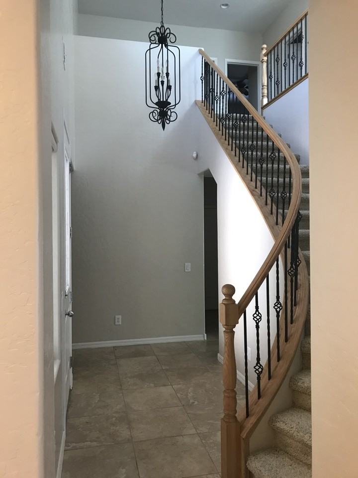 8833 Sherwood Park Dr - Photo 5 of 15