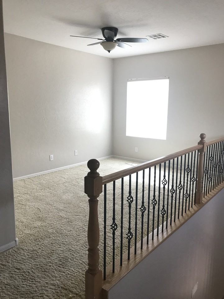 8833 Sherwood Park Dr - Photo 6 of 15