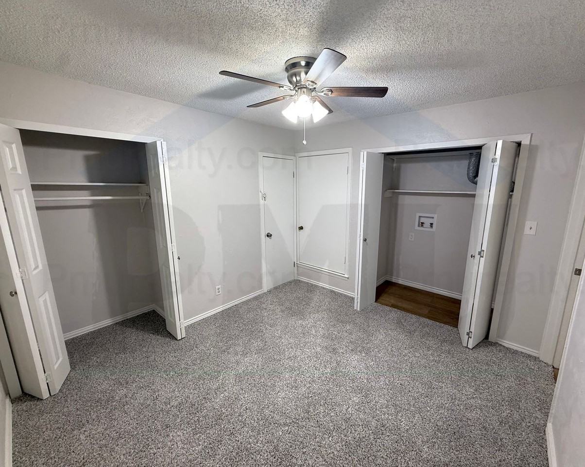 3921 Ambassador Way - Photo 5 of 13