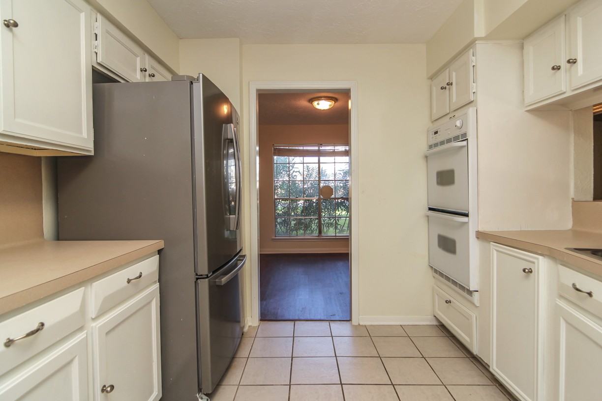 14209 Lost Meadow Ln - Photo 4 of 16