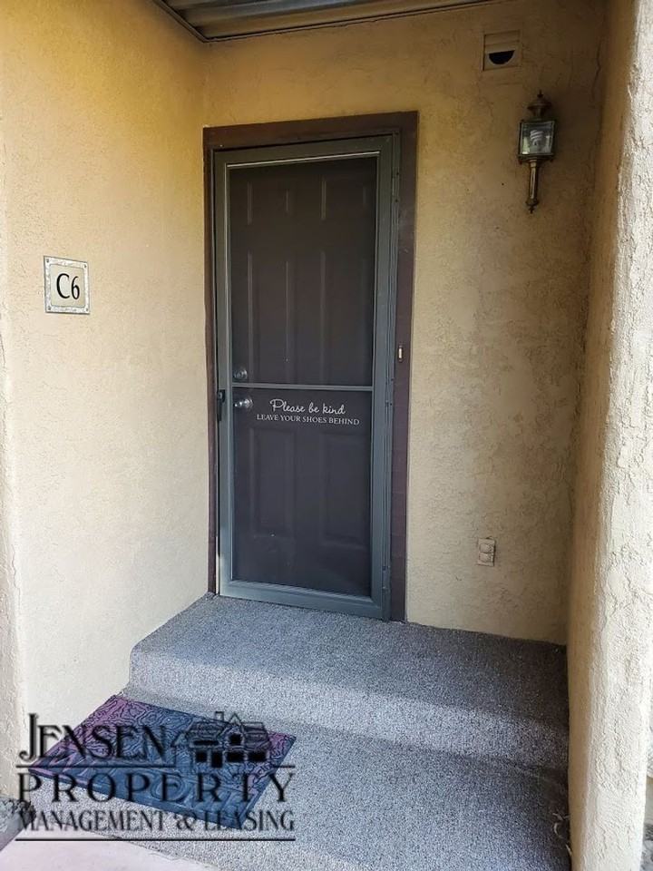 161 W 950 S #C6 - Photo 2 of 23