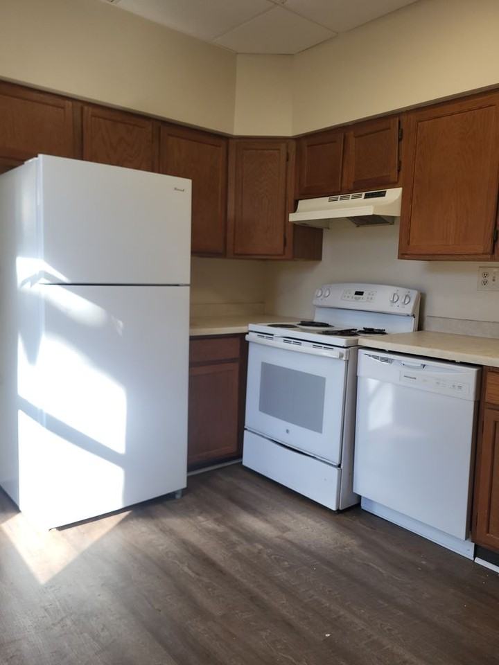 155 Merrimac St - Photo 7 of 21