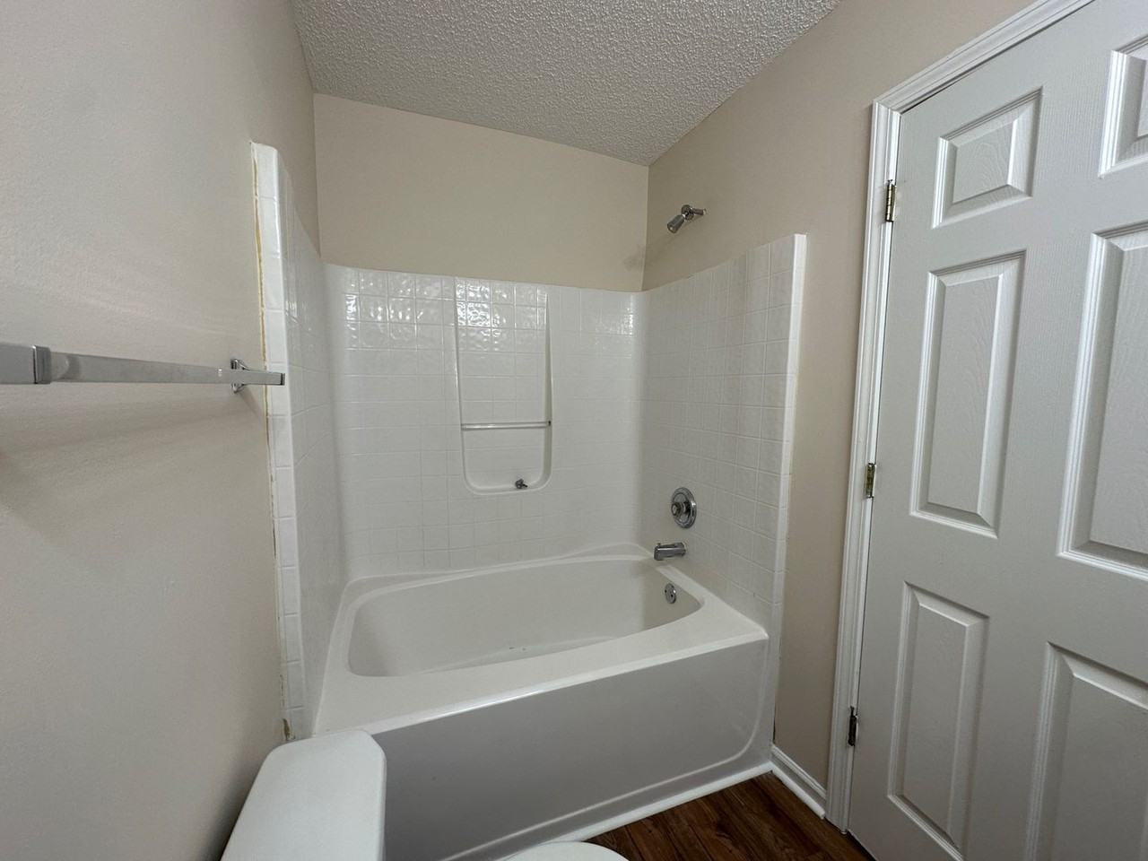 6296 Hickory Lane Cir - Photo 6 of 18