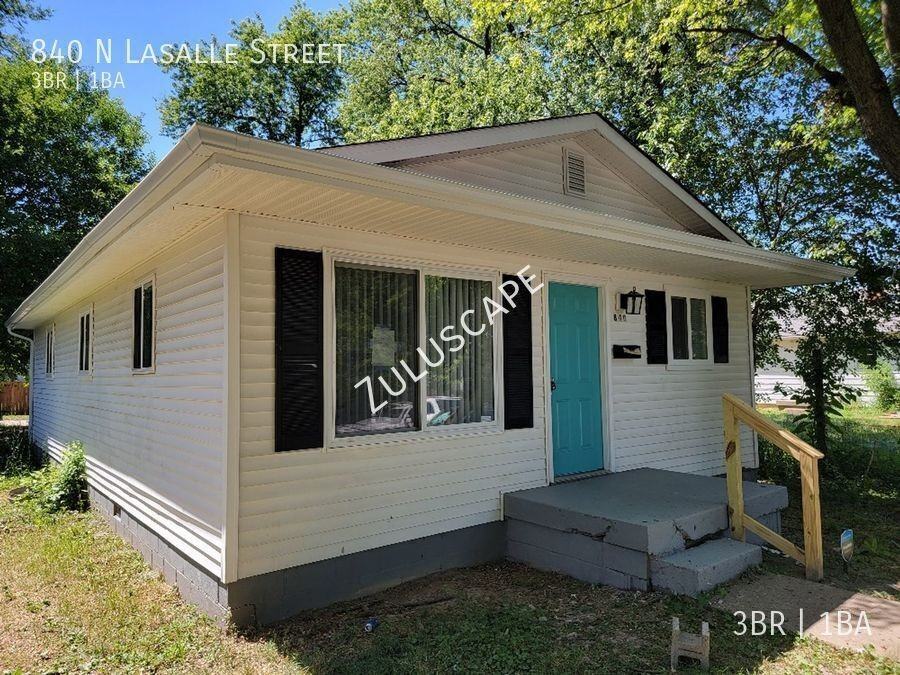 840 N Lasalle St - Photo 2 of 11