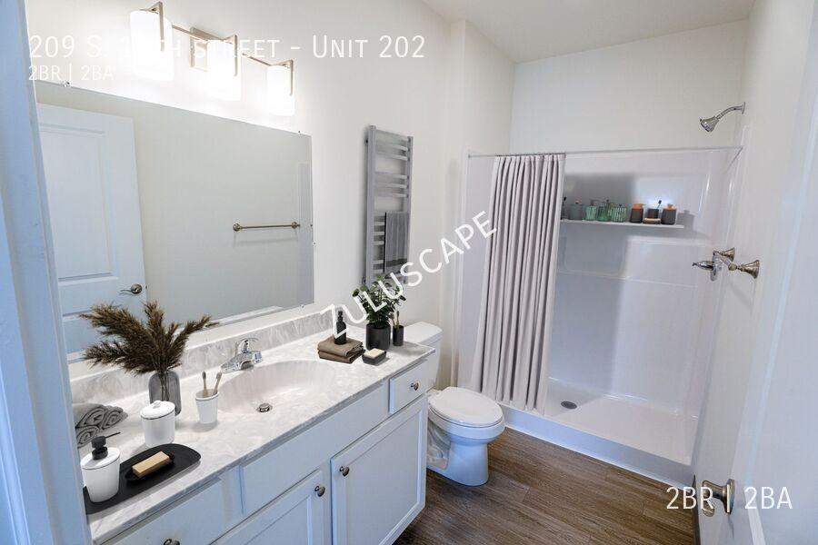 209 S 16th St #202 - Photo 5 of 21