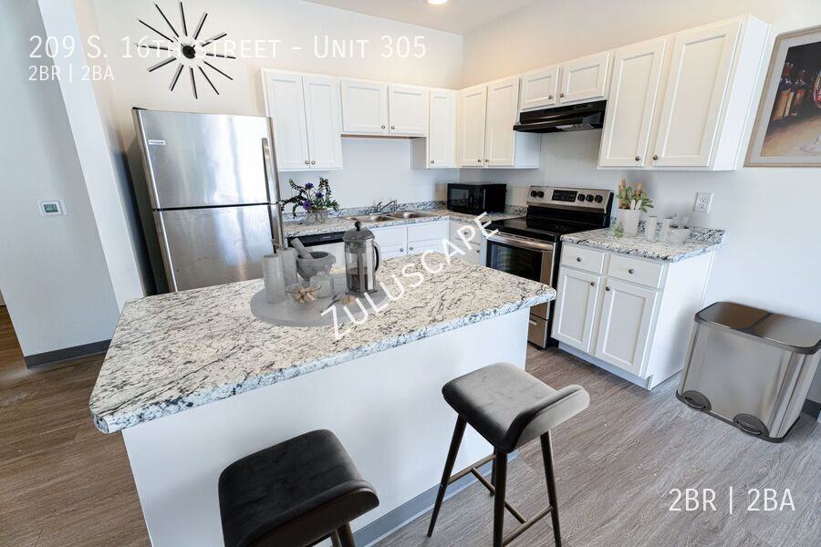 209 S 16th St #305 - Photo 3 of 28