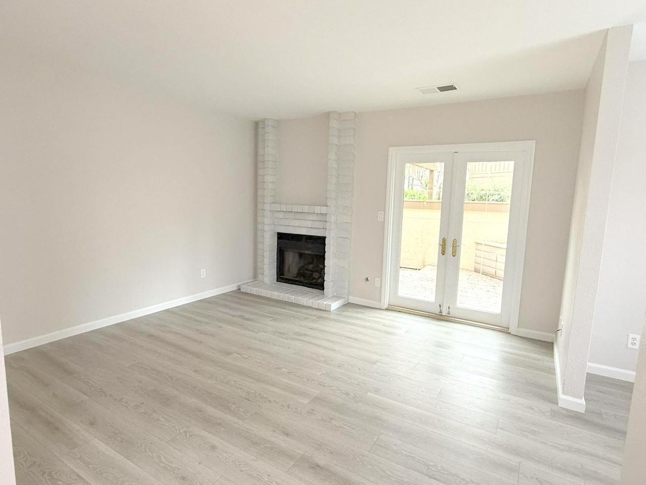 559 Pimlico Ct - Photo 2 of 41