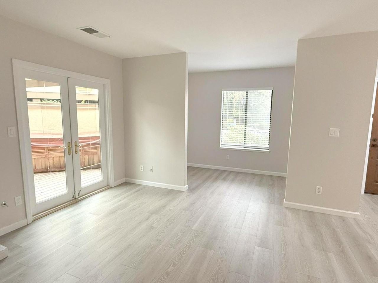 559 Pimlico Ct - Photo 5 of 41