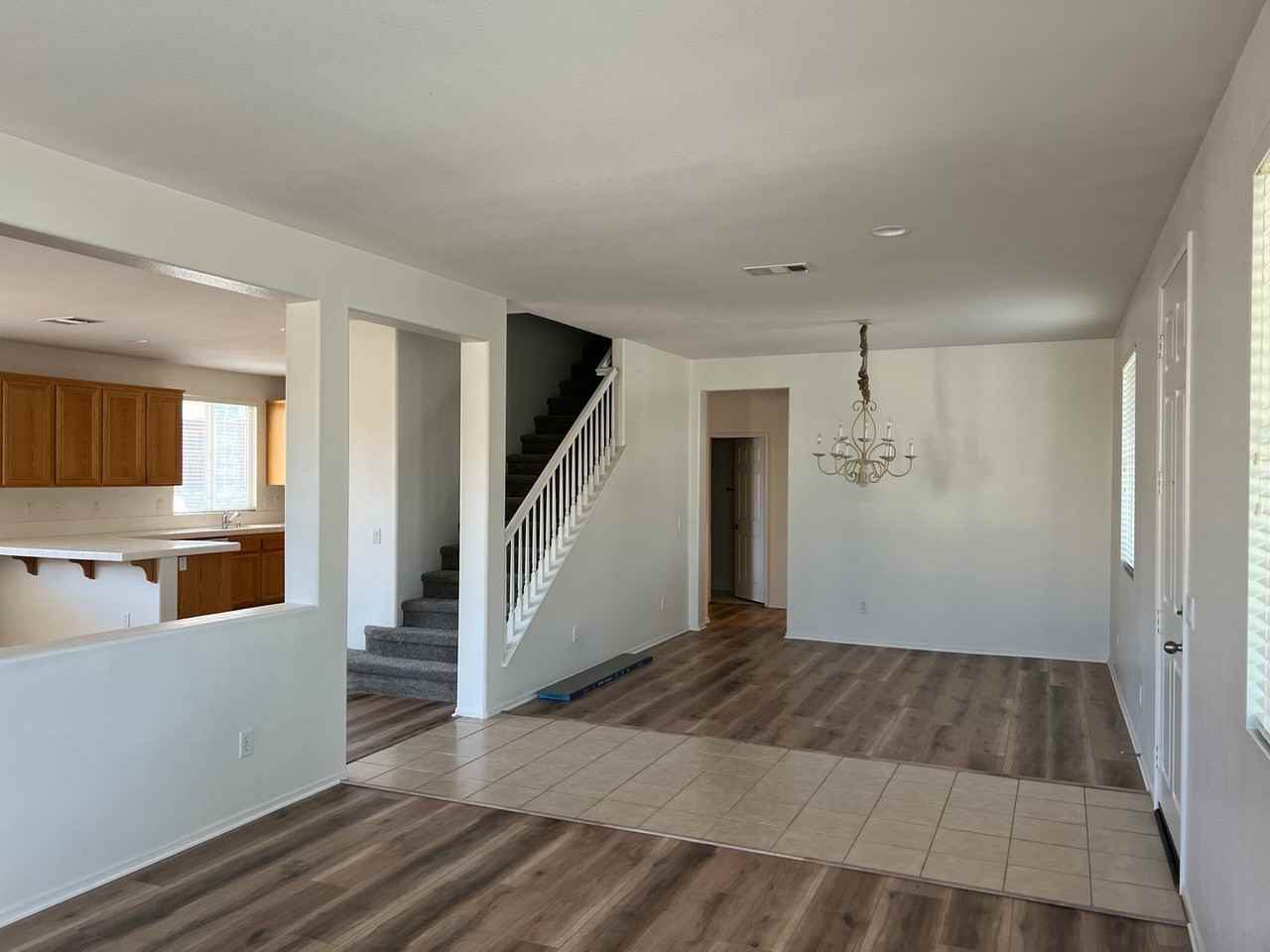 12371 Tahiti St - Photo 2 of 22