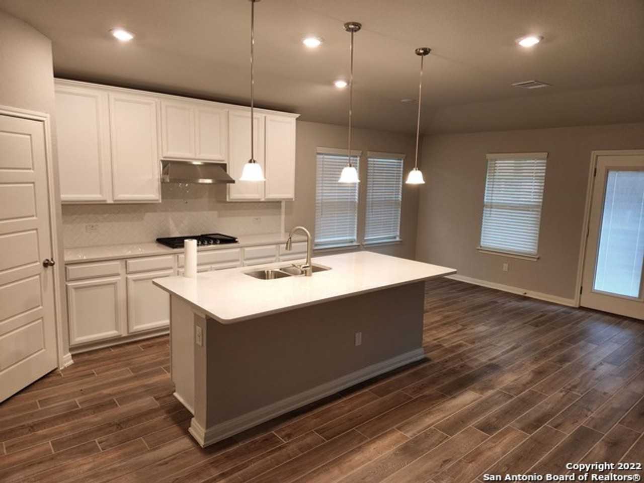 26063 Scenic Crest Blvd - Photo 3 of 22