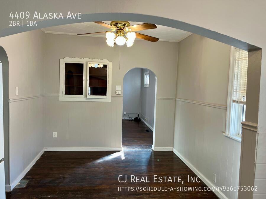 4409 Alaska Ave - Photo 3 of 11