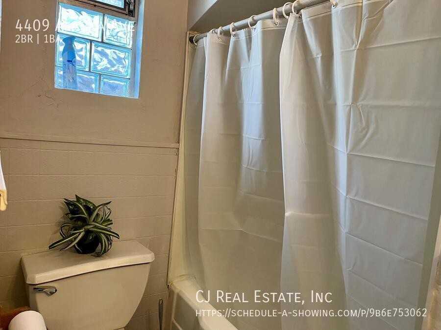 4409 Alaska Ave - Photo 6 of 11