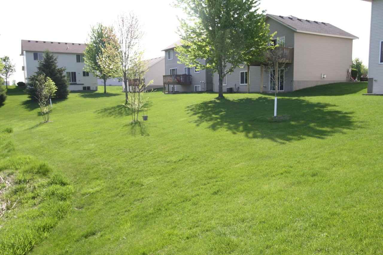 2827 18th Ave E - Photo 2 of 23