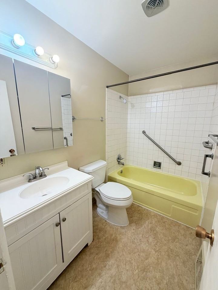 2515 N Upriver Ct - Photo 6 of 15