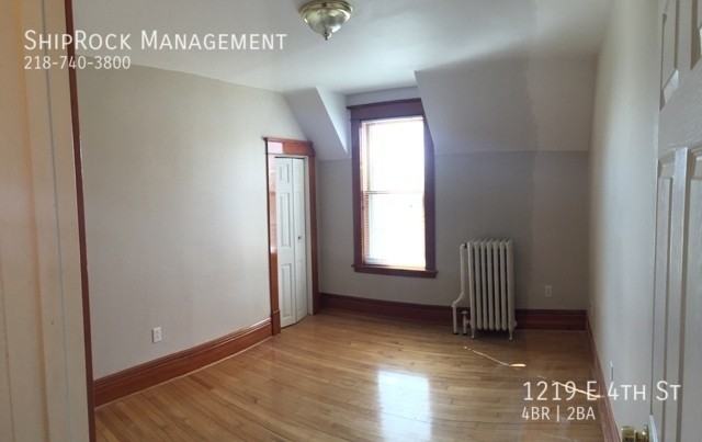 1219 E 4th St - Photo 6 of 6