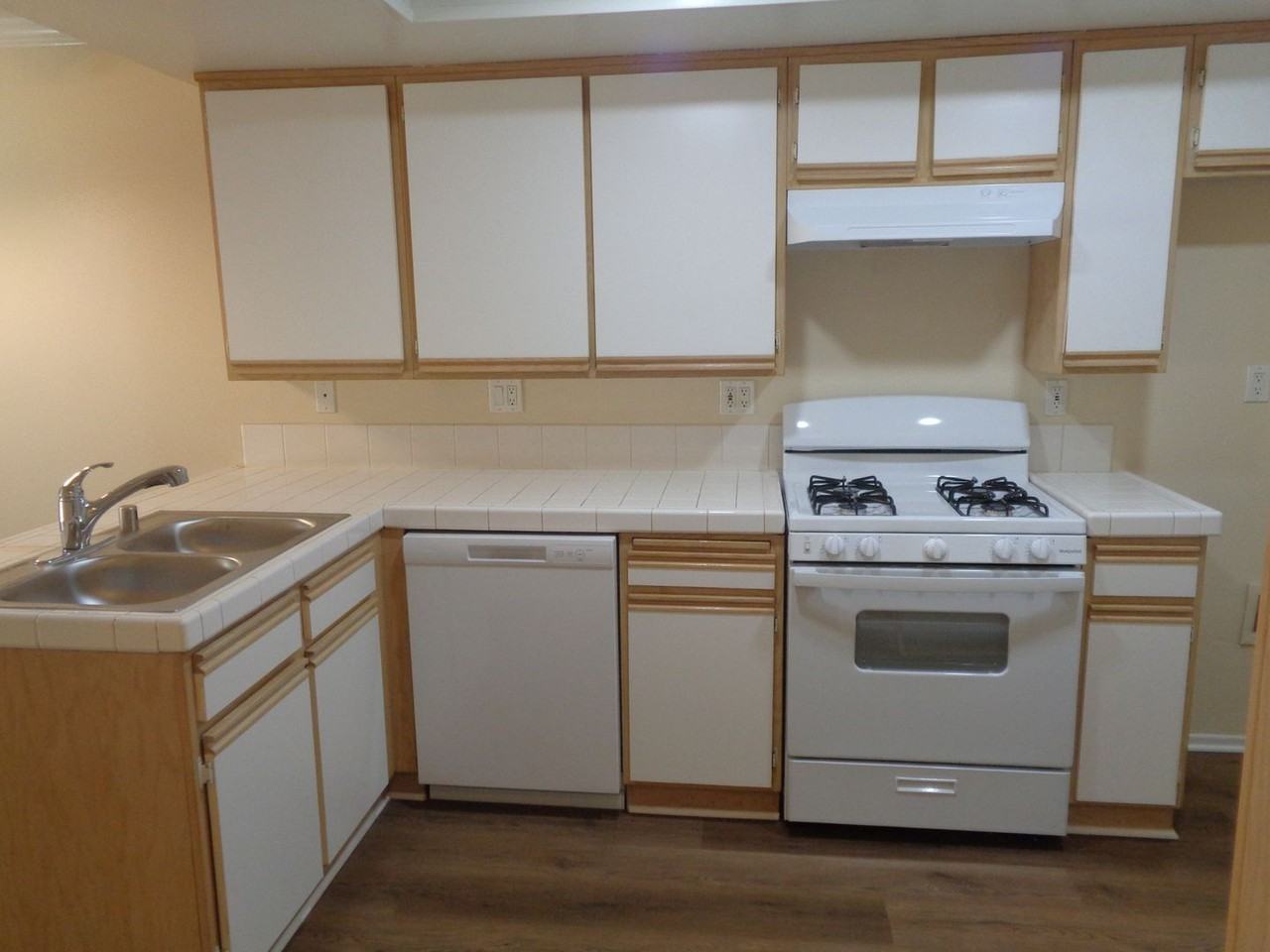 44556 15th St E #4 - Photo 7 of 30