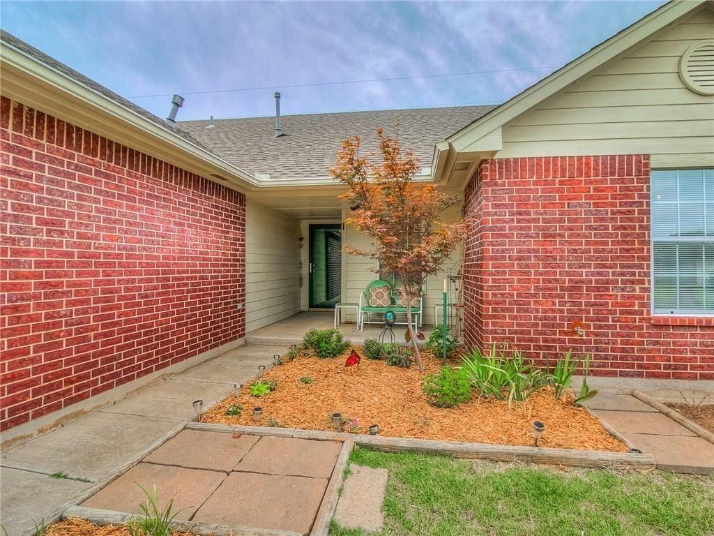 5713 Se 85th St - Photo 2 of 17